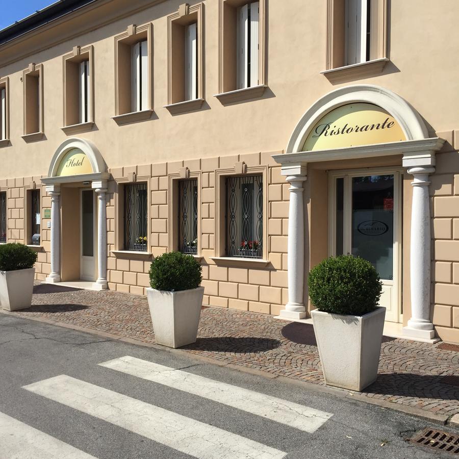 Hotel Soresina Exterior photo